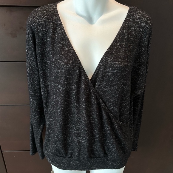 NWOT Socialite Faux Wrap Lightweight Sweater Top from Nordstrom Marled - Picture 2 of 6